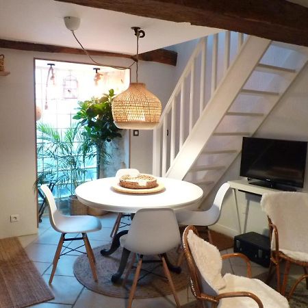 La Petite Maison Carre Talant Екстер'єр фото